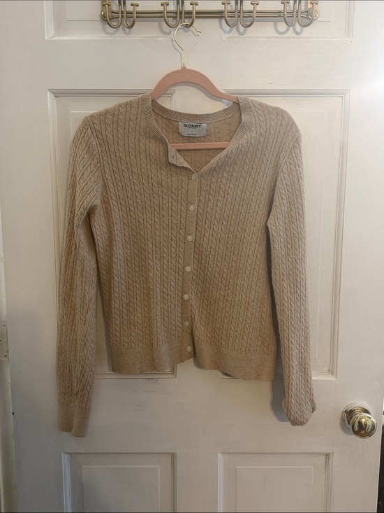 Old Navy Sweaters - Old Navy Women's Beige Cable-Knit Button Cardigan